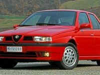 Alfa Romeo 155 Q4 (1992-1997) : une berline au pedigree de course, dès 18 000 €