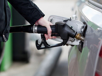 Une nouvelle indemnité carburant sous conditions de revenus bientôt versée par l’État ?