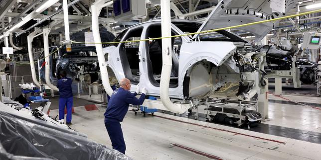 Stellantis va arrêter sa production plusieurs jours à Sochaux et Mulhouse