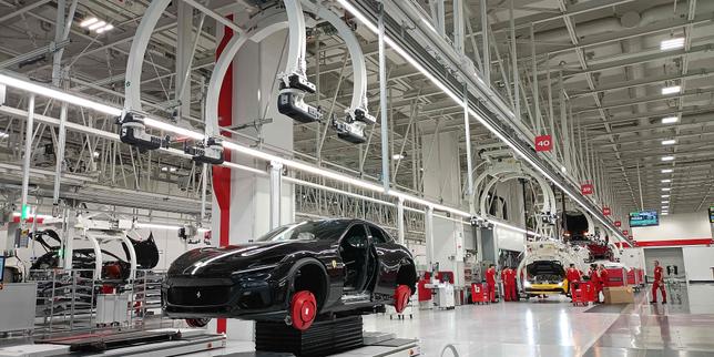 Ferrari présente sa voiture électrique et le portrait type de ses clients