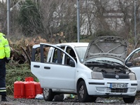 A Marseille, la circulation totalement bloquée par une voiture abandonnée suspecte, contenant des bouteilles de gaz