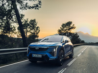 Cadillac : le luxe américain à l’épreuve de la piste et d&rsquo;une route commerciale loin d&rsquo;être un long fleuve tranquille 