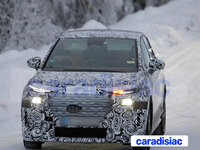 Conditions atmosphériques difficiles pour les essais de mise au point de la future Audi A2 e-tron qui sera présentée à l’automne.