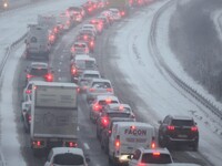 La vie ne sera pas un long fleuve tranquille pour tout le monde sur la route des vacances