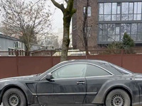 Les fans Mercedes ne comprendront pas l’intérêt de défigurer ce coupé au look spectaculaire