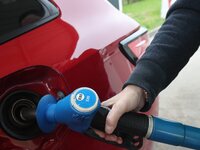 Pourquoi les voitures converties au superéthanol affichent une consommation largement sous-estimée par rapport à la réalité ?