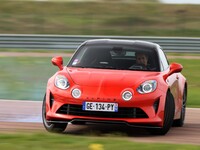 Votre profil vous condamne-t-il à une assurance auto hors de prix ? Découvrez les critères qui font exploser votre facture