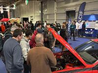  Vous ne devinerez jamais combien vous étiez à admirer les voitures de collection à Rétromobile