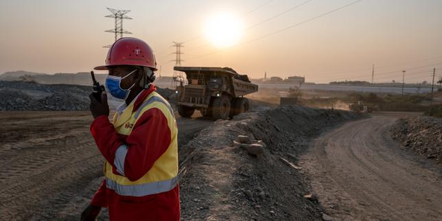 « Le sang coulait de mon nez. Les enfants, eux, vomissent du sang » : le premier producteur mondial de cobalt soupçonné d’avoir rejeté un gaz toxique sur une ville de RDC