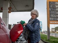 Guerre et pétrole : les voitures électriques vont-elles profiter du chaos  ?