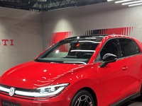 La Volkswagen ID. Polo GTI a l’Alpine A290 dans sa ligne de mire.